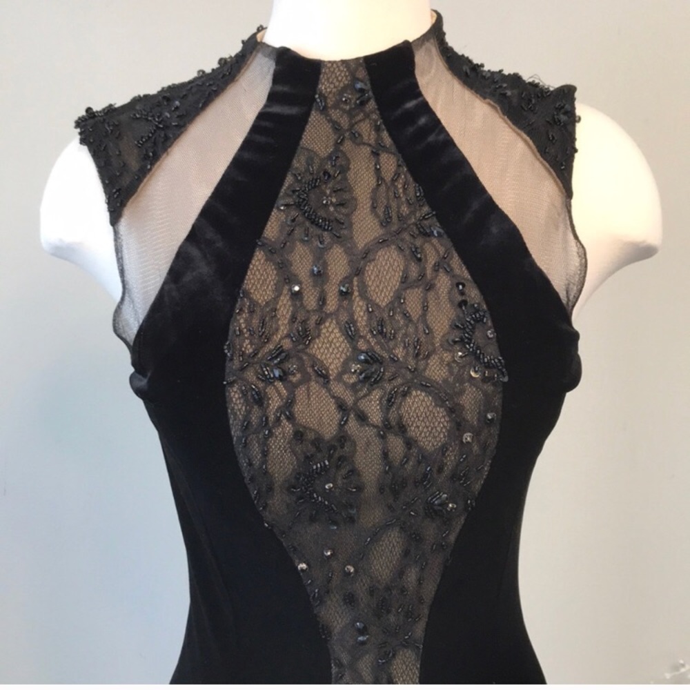 Mac Duggal Black Nude velvet beaded dress NWOT - Picture 2 of 5